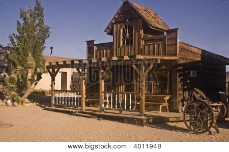 general store pioneer