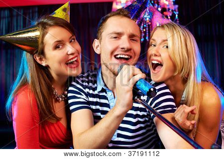 CANTANDO KARAOKE cantando karaoke: