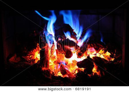 Source url:http:/radleyhoytneville.blogspot.com/2010/12lue-flame-tattoo. 