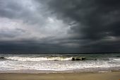 pic of md  - Stormy weather - JPG 