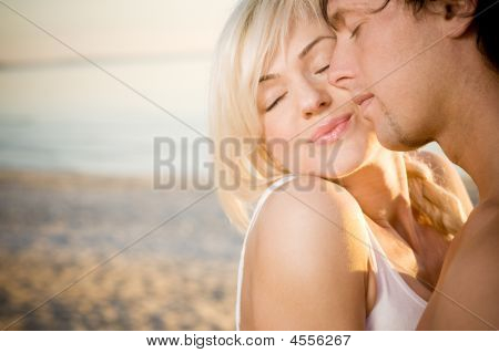 ariana grande nelena manip