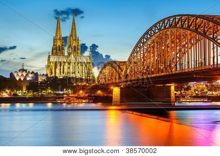 Picture or Photo of View on Cologne Cathedral and Hohenzollern Bridge, Germany