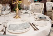 pic of setting  - Place setting in elite restaurant - JPG 