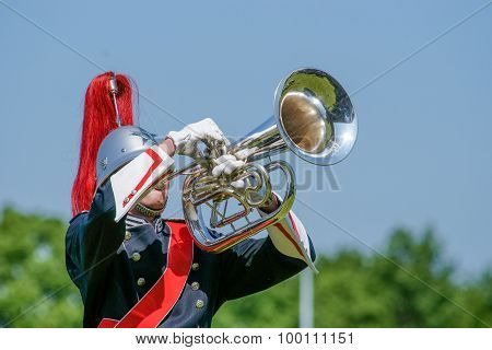 Different topics and details for a Show and marching band