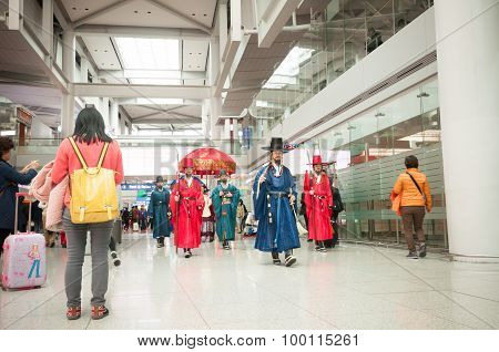 Traveler Exited With Traditional Welcome Parade.