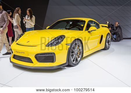 2015 Porsche Cayman GT4