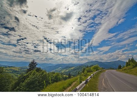 Road to lake