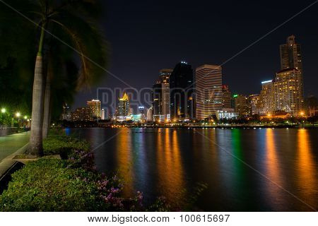 Bangkok Night And Benchakitti Park