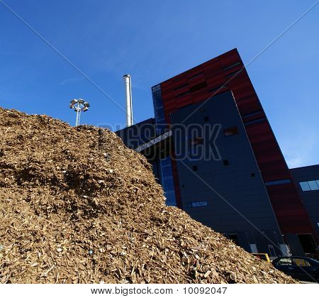 Impianto alimentazione bio con immagazzinaggio di combustibile di legno