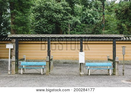 Breakpoints in Kinkakuji Temple (The Golden Pavilion) Park bench japanese style a in Kyoto District