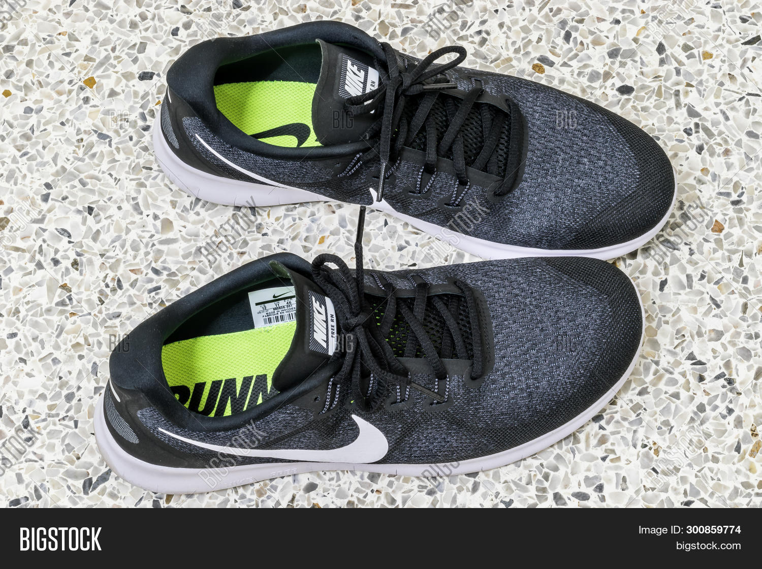 nike shoes for concrete floors