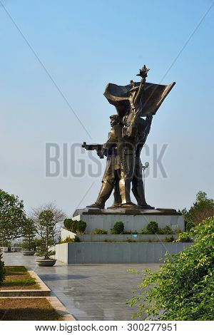 Dien Bien Phu, Vietnam - April 25 2019 : The Battle Of Dien Bien Phu Victory Statue At D1 Hill Vietn