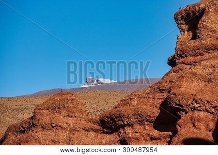 Dades Gorge Is A Gorge Of Dades River In Atlas Mountains In Morocco. Dades Gorge Depth Is From 200 T