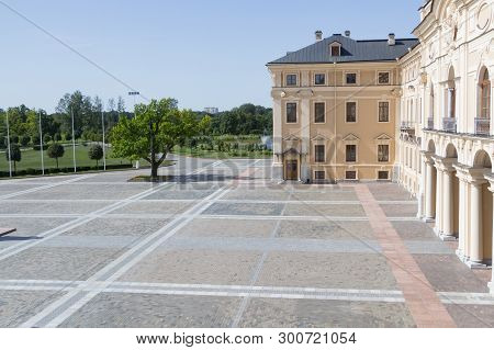 Saint Petersburg, Russia - August 9, 2018: Konstantinovsky Palace In Strelna Summer Day. The State C