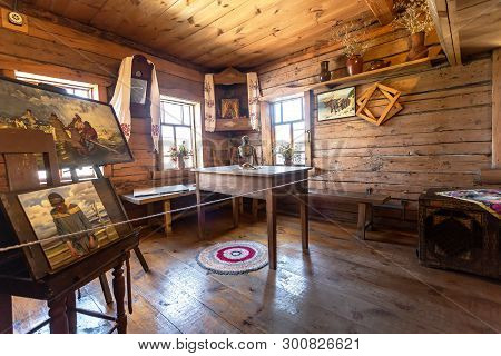 Shiryaevo, Samara, Russia - May 11, 2019: Interior Of The House Museum Of Famous Painter Ilya Repin 