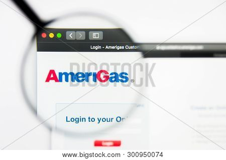 Richmond, Virginia, Usa - 9 May 2019: Illustrative Editorial Of Amerigas Partners Website Homepage. 