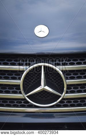 Mercedes Chrome Metal Logo, Luxury Car In Istanbul City, August 08 2016 Istanbul Pendik Turkey Used 