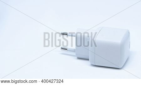 Ac Adaptor For Mobile Equipment Batteries Charging With One Output Port And Connected Cable With Usb