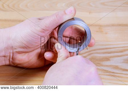 Deburring Tool For Metal, Wood, Aluminum, Copper And Plastic. The Process Of Deburring Metal.