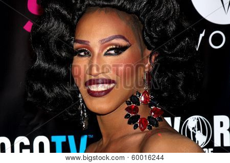 LOS ANGELES - FEB 17:  Trinity K Bonet at the 