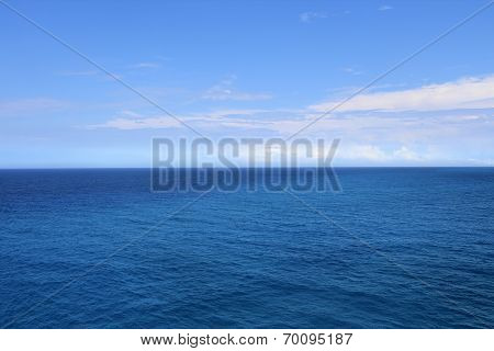 Blue horizont