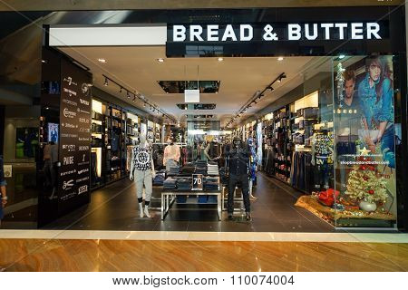 SINGAPORE - NOVEMBER 08, 2015: interior of Bread and Butter store in The Shoppes at Marina Bay Sands. The Shoppes at Marina Bay Sands is one of Singapore's largest luxury shopping malls