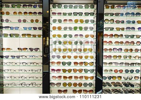 SINGAPORE - NOVEMBER 08, 2015: interior of store in The Shoppes at Marina Bay Sands. The Shoppes at Marina Bay Sands is one of Singapore's largest luxury shopping malls