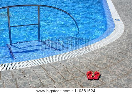 Flipflops and pool