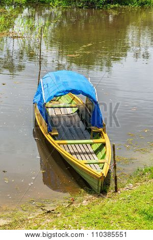 Covered Canoe Vertical