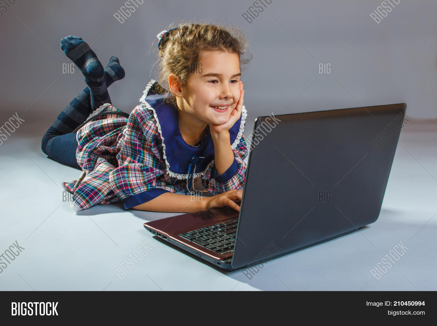 Girl Looking Computer Image & Photo (Free Trial) Bigstock