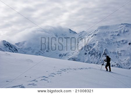 Winter-Trekking im Fagaras