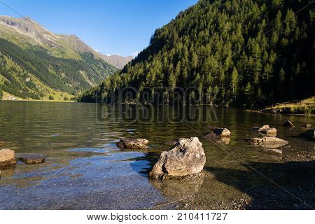 Alpine Mountain Lake Riesachsee Mit Riesachsfalle Near Schladming In Austria
