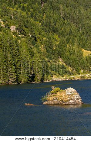 Alpine Mountain Lake Riesachsee Mit Riesachsfalle Near Schladming In Austria