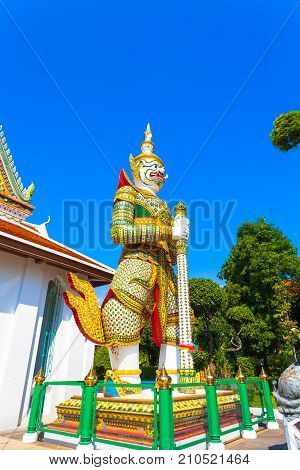 Wat Arun The Temple Of Dawn In Bangkok, Thailand