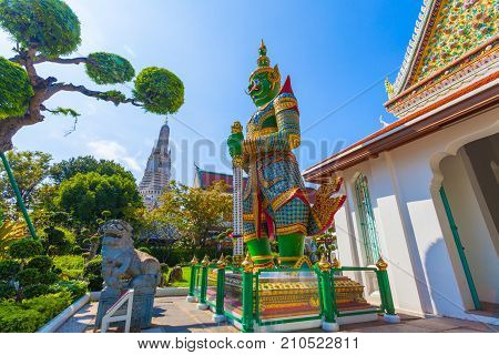 Wat Arun The Temple Of Dawn In Bangkok, Thailand