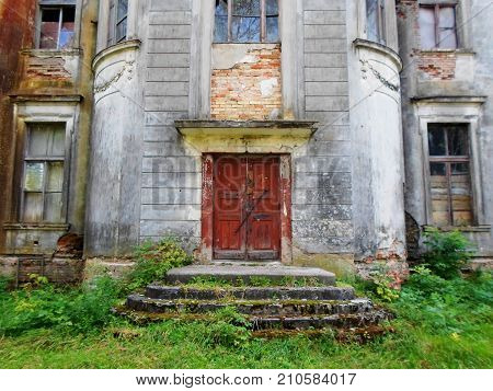 Abandoned palace in Belarus (Zheludok, Grodno region), built in the early twentieth century, example of Art Nouveau style