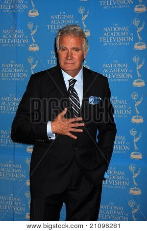 LOS ANGELES - JUN 17: John McCook v oblasti tisku na 38 roční denní výtvarného umění & Ente
