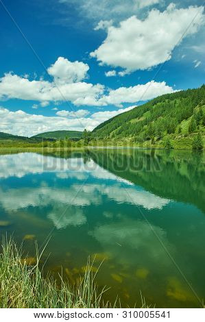 Mountain Altai , Ulagansky Lake