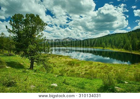 Ulagansky Lake, Mountain Altai. View Of The Mountain Lake