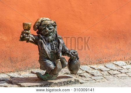 Wroclaw, Poland - June 21, 2019: Franek Dwarf Gnome Sculpture, Symbol Of Wroclaw, Poland