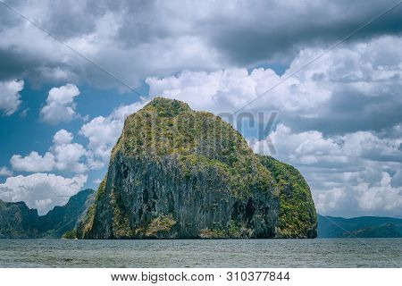 Nature Scenery Of Pinagbuyutan Island. El Nido, Palawan. Adventure Island Hopping Trip Boat Tour In 
