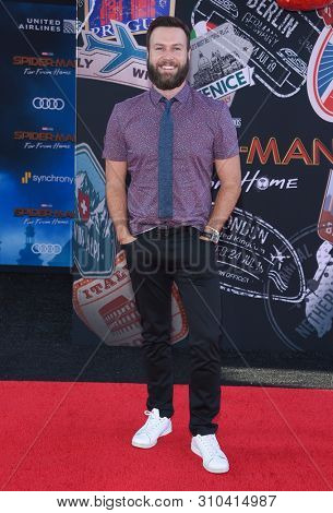 LOS ANGELES - JUN 26:  Taran Killam arrives for the 'Spider-Man: Far From Home' World Premiere on June 26, 2019 in Hollywood, CA