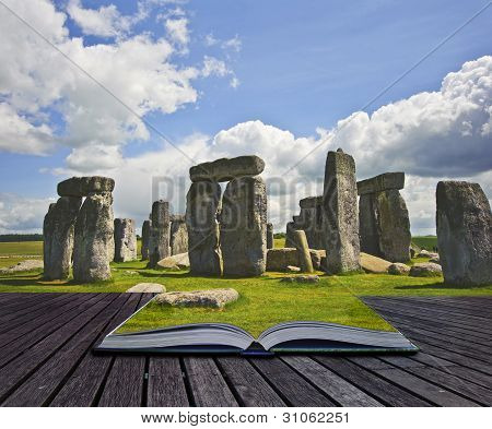 Kreativní koncept Stonehenge megalitický Monument postaven kolem 3000Bc z stránky v Magi