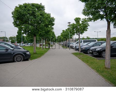 Gyor Hungary 05 12 2019 Walking Path In The Car Park Of The Gyor Arkad