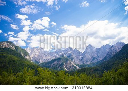 Gorgeous View Of Moutain Spik In Julian Apls