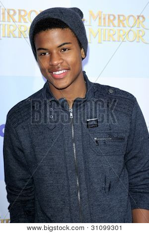 LOS ANGELES - MAR 17: Trevor Jackson pojawia się w 