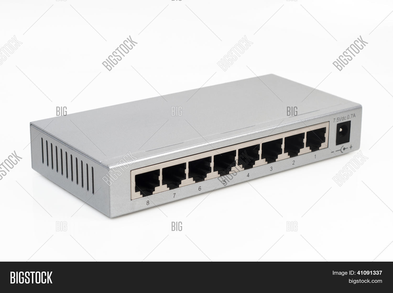 Toughswitch pro 8 poe ubiquiti. Touch switch poe ubiquiti. как работает dns протокол. D - link des-1008c 8-port. коммутатор mercusys ms105.