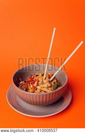 Chop Suey On Deep-fried Noodles, Sara Udon, Japanese Cuisine.