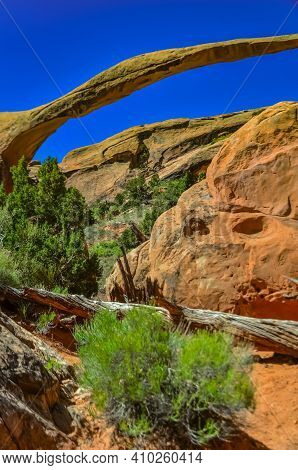 Landscape Arch Is One Of The Major Arches On The Devils Garden Trail. Arches Np In Moab, Utah
