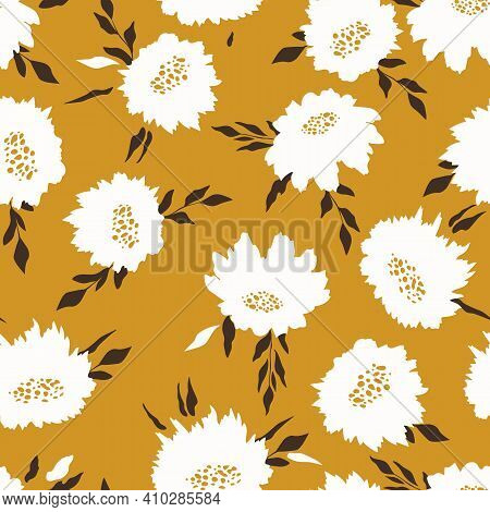 Floral Seamless Pattern With Hand Drawn Color Roses. Cute Summer Background With Flowers And Leaves.